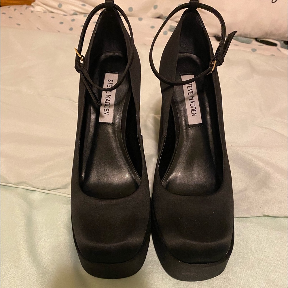 Platform heels